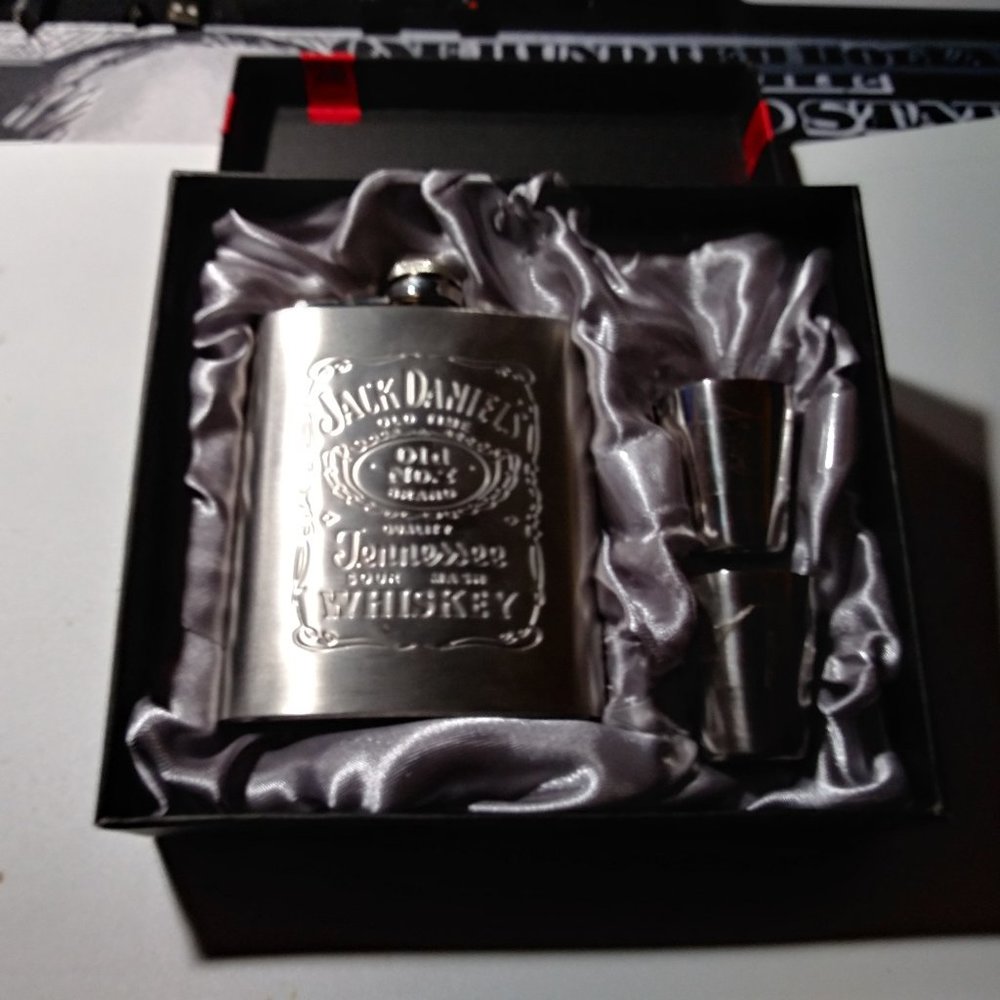 Jack Daniels Flask Gift Set Stainless Steel